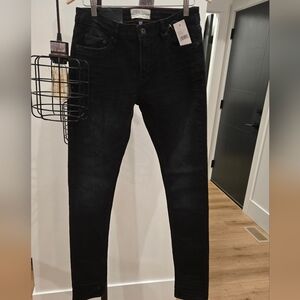 Men's Classic Black Skinny Jeans